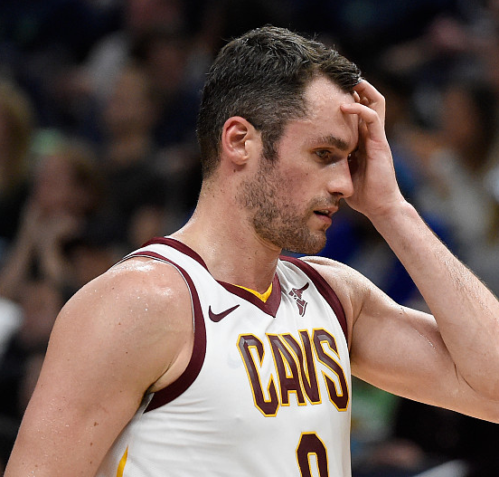 克里夫兰骑士发布备战花絮，今夜遗憾出局，欧超杯任务艰巨，高层口径保持一致 