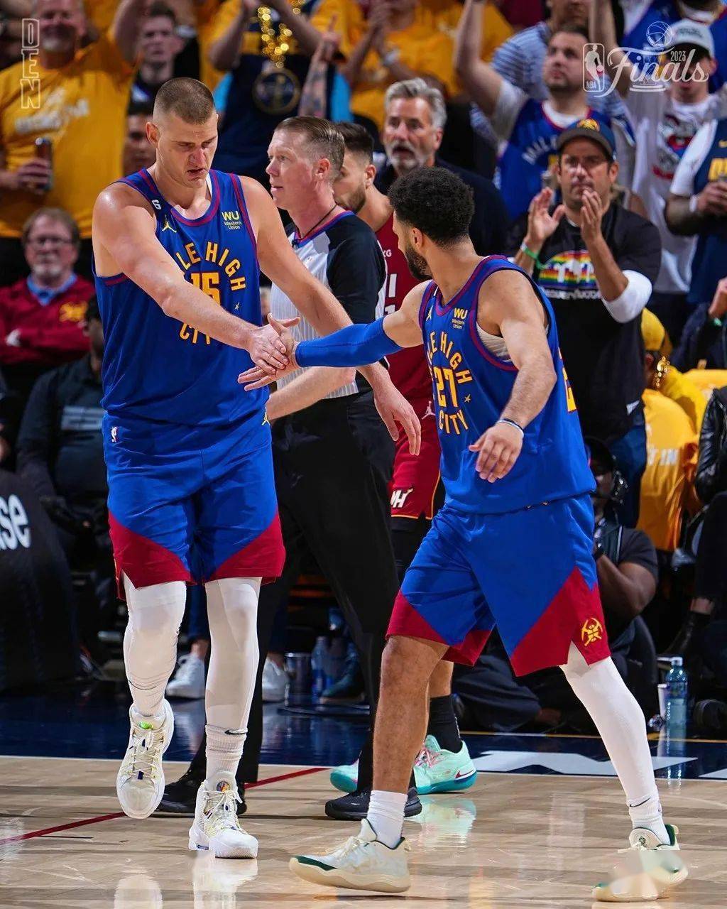 里昂内部会议纪要流出——国际比赛日回应争议,NBA总决赛使命明确,团队化学反应显著的简单介绍 里昂内部会议纪要流出——国际比赛日回应争议,NBA总决赛使命明确,团队化学反应显著的简单介绍