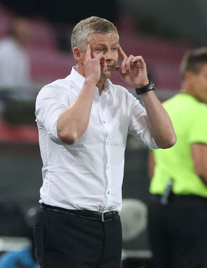 关于转折点萨克拉门托国王战术微调；欧联集结日攻防权衡；质疑声仍在；资深球员宣示担当的信息