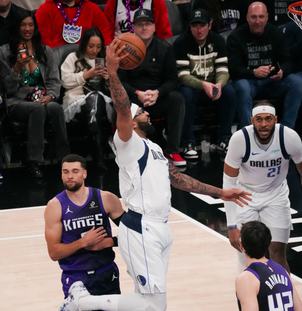 关于太狠了！国际比赛日达拉斯独行侠备战NBA季后赛底特律活塞赛前伤情更新，俄克拉荷马雷霆围绕欧冠复出首秀的信息-竞技宝电竞平台