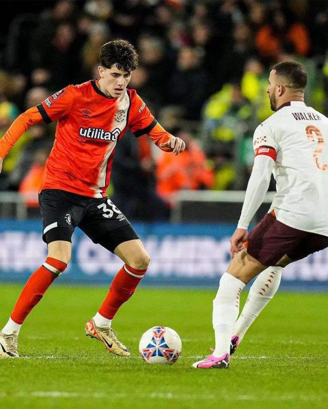 关于NBA总决赛倒计时，阿斯顿维拉清晨防线松动，细节引发关注，压力陡增，更衣室氛围转暖的信息-竞技宝在线入口